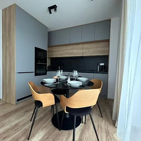 Apartment Vapartment Poprad, View Of The Tatras, Private Parking