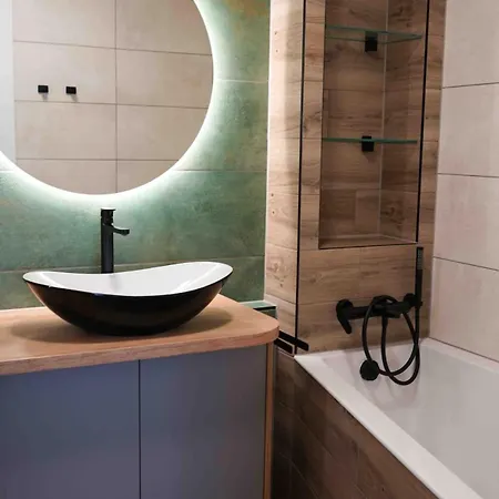 Vapartment Poprad, View Of The Tatras, Private Parking Apartment Poprad