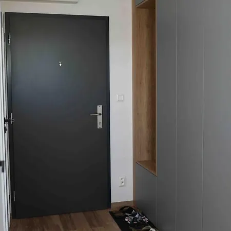 Vapartment Poprad, View Of The Tatras, Private Parking * פופראד