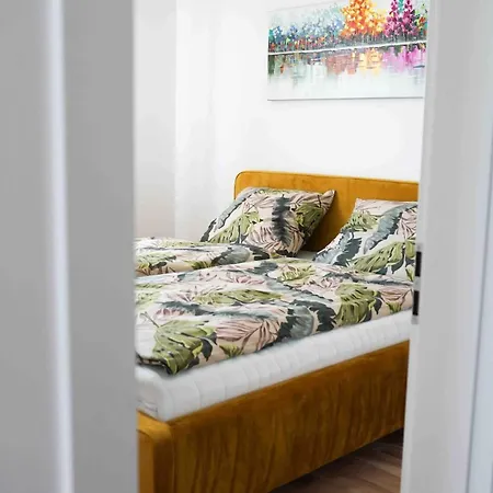 Vapartment Poprad, View Of The Tatras, Private Parking דירה