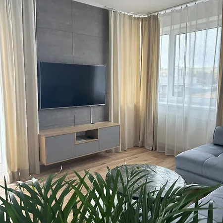 Vapartment Poprad, View Of The Tatras, Private Parking * פופראד